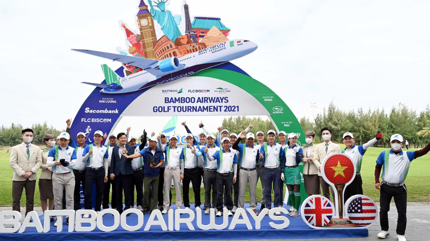 Bamboo Airways Golf Tournament 2021 chính thức khởi tranh.