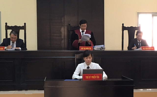 Họa sĩ Lê Linh thắng kiện quyền tác giả 'Thần đồng đất Việt'