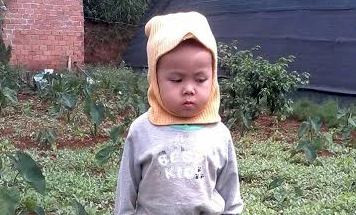 Cháu Lương Thế Vương trước khi bị bắt cóc.