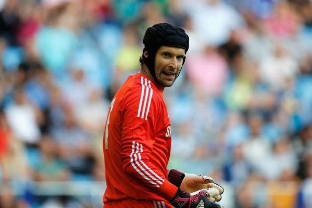 Cech không còn giữ được vị trí gác đền của Chelsea