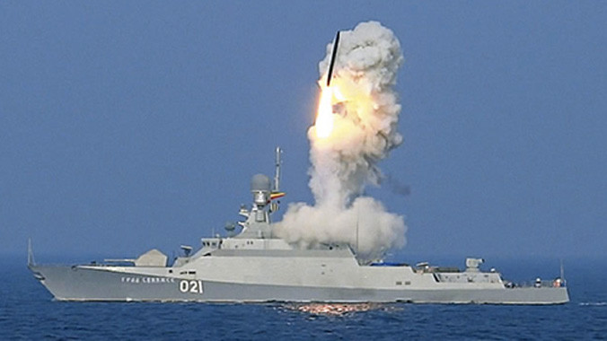 Tàu chiến phóng tên lửa hành trình. 