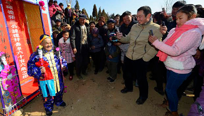 Người đàn ông tự tổ chức đám tang cho bản thân