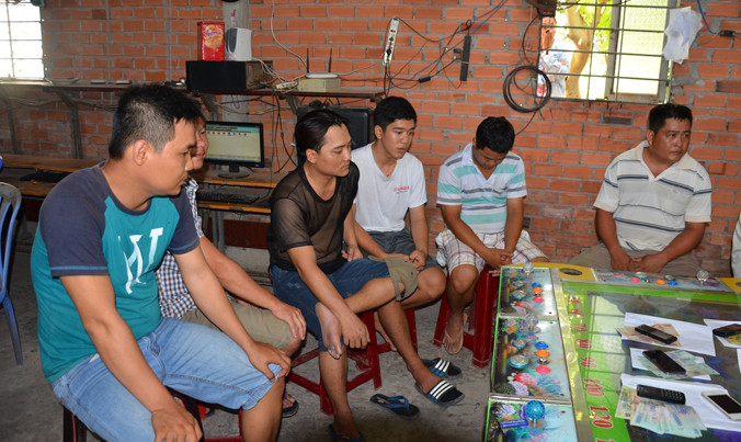 Các đối tượng bị bắt giữ.