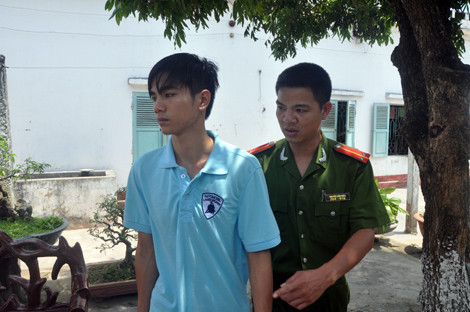 Hung thủ Phạm Thế Anh tại cơ quan công an.