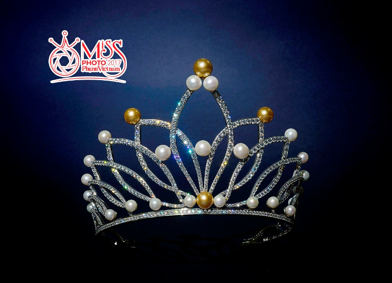 Vương miện trị giá 1,2 tỷ đồng của tân Miss Photo 2017
