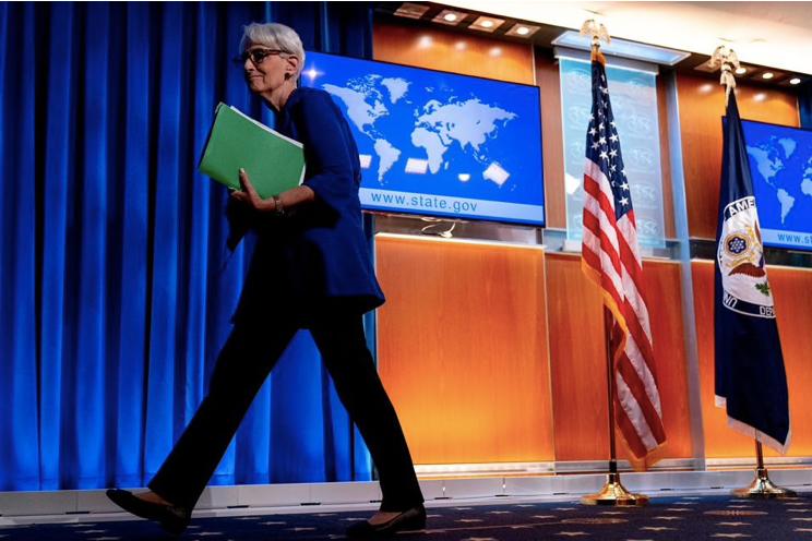 Thứ trưởng Nhật không đến cuộc họp báo chung với Mỹ, Hàn Quốc vì tranh chấp