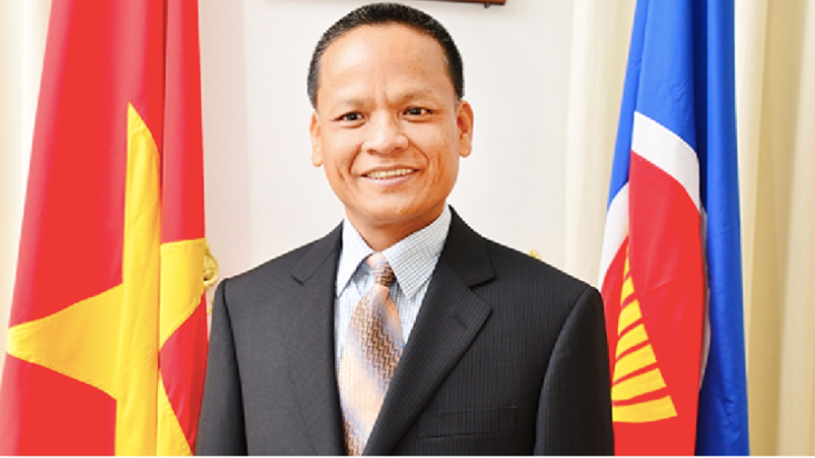 Đại sứ Nguyễn Hồng Thao