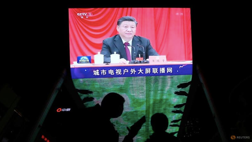 Màn hình chiếu hình ảnh ông Tập Cận Bình tại Hội nghị lần thứ 6 của Đảng Cộng sản Trung Quốc tại Bắc Kinh. (Ảnh: Reuters)
