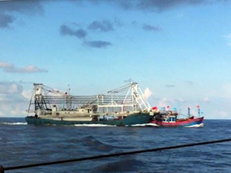 Trung Quốc đã tự chuốc lấy thảm họa ở biển Đông; đang tự làm vấn đề tranh chấp ở biển Đông được quốc tế hóa nhanh hơn, điều mà Bắc Kinh luôn cố tránh.