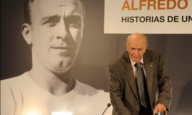 Di Stefano đã qua đời