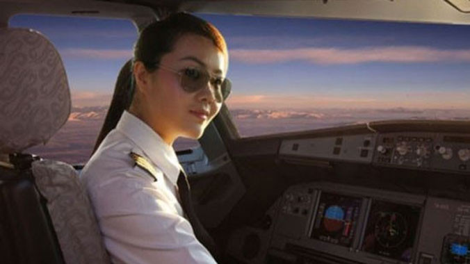 Trung Quốc cấm phi công xem World Cup