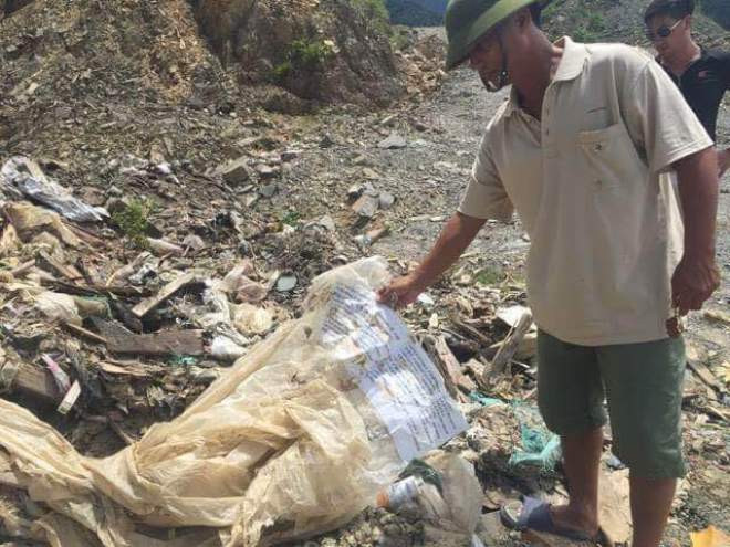 Bãi rác được phát hiện tại một số mỏ đá ở Kỳ Phương.
