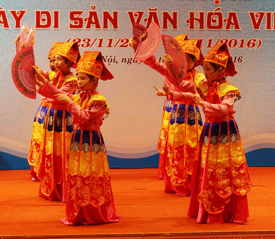 Hà Nội lập danh sách nhiều di sản văn hóa phi vật thể ưu tiên bảo vệ. Ảnh: TOAN TOAN