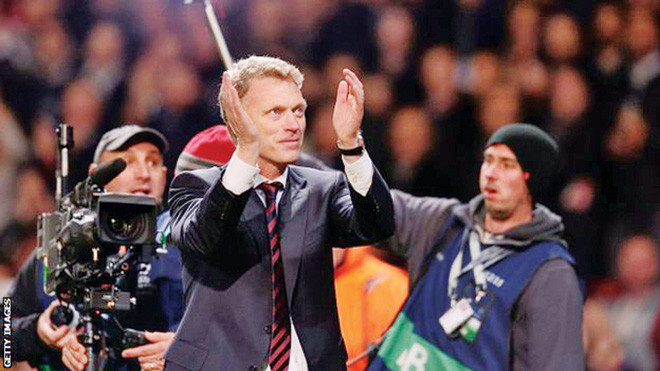 Moyes có thể nở nụ cười với màn trình diễn ấn tượng của học trò. Ảnh: Getty Images