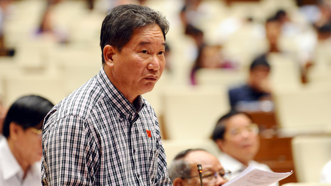 Đại biểu Nguyễn Bá Thuyền (Lâm Đồng) phát biểu tại hội trường. Ảnh: Như Ý.