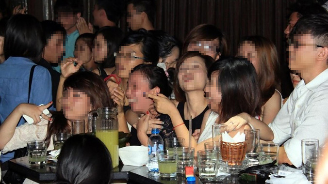 Ham ăn chơi thì rất dễ dính bẫy