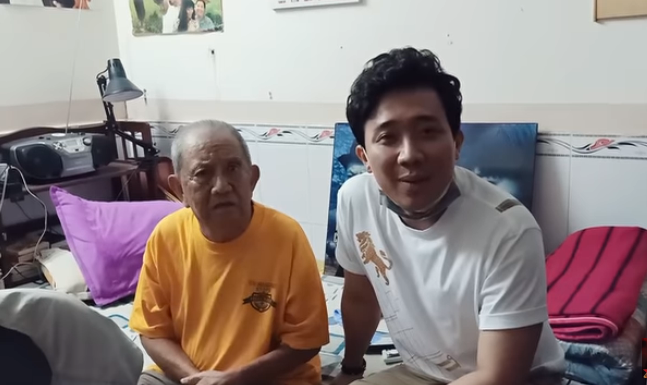 Trấn Thành "đột nhập" nơi ở của nghệ sĩ Mạc Can. 