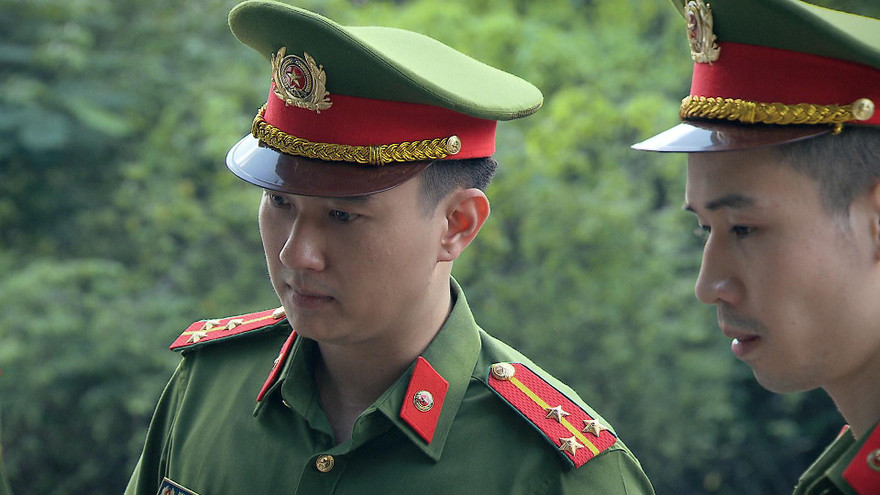 Diễn viên Anh Tuấn vào vai công an xã trong "Phố trong làng" trên sóng VTV1