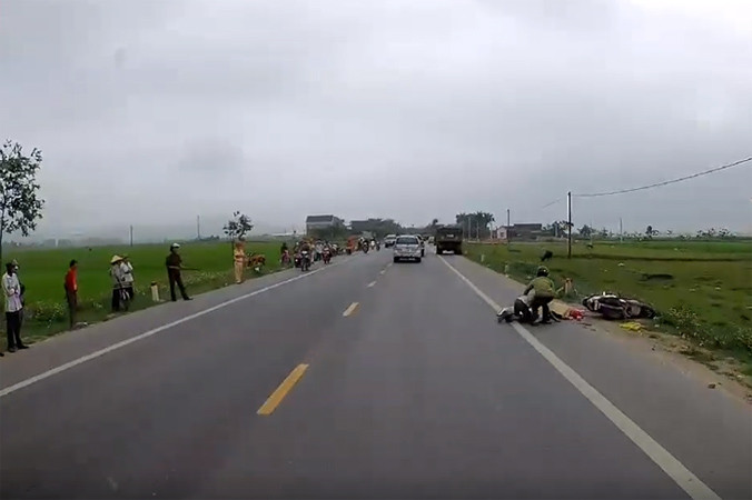 Hiện trường vụ tai nạn khiến nữ sinh viên tử vong.