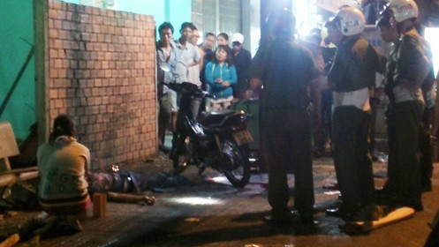 Bị vây đánh, nam thanh niên rút dao đâm chết người