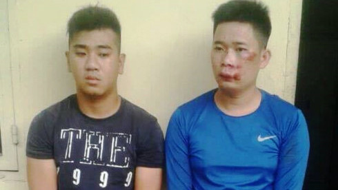 Đạt và Tốt tại cơ quan công an - Ảnh: công an cung cấp