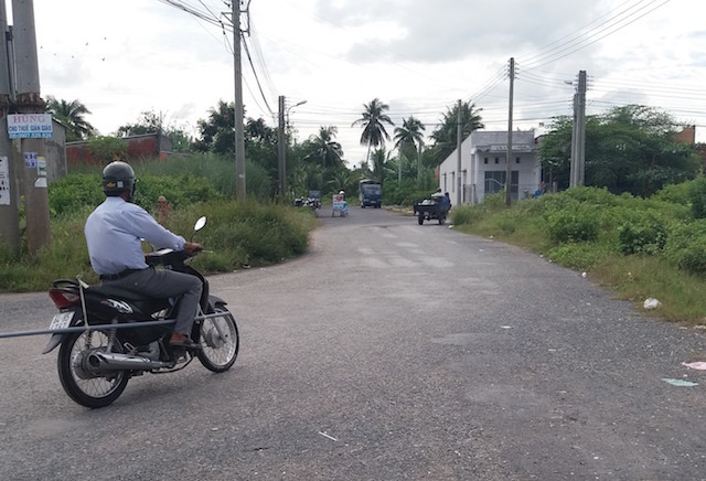 Nam thanh niên bị chém gục trước nhà cha vợ