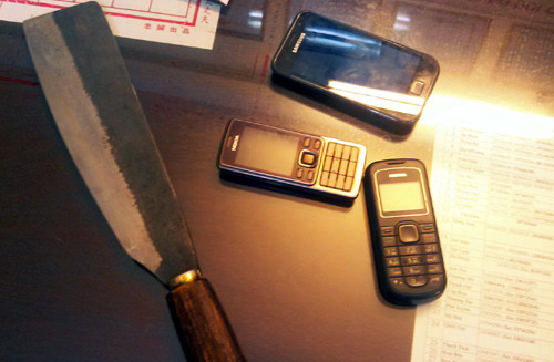 Bị cướp kề dao vào cổ khi đang tâm sự trên đèo vắng