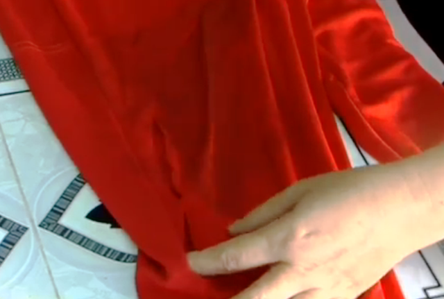  Nhiều nữ sinh, phụ nữ đi đường bị tấn công bằng kim tiêm, dao lam