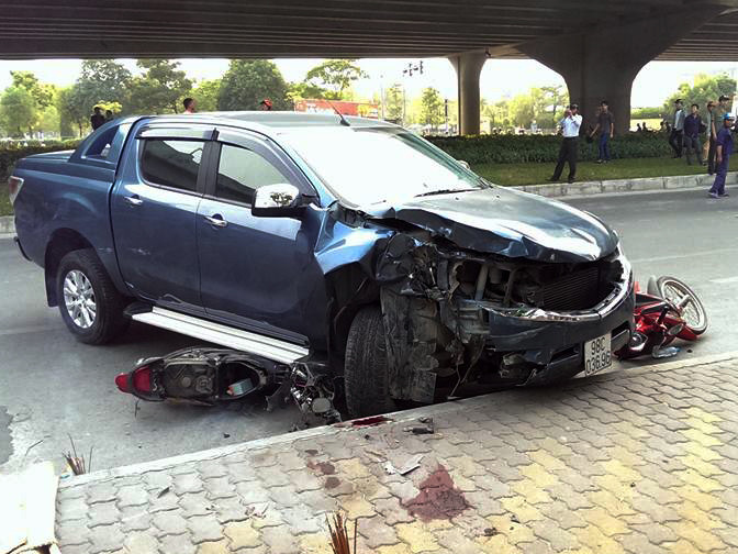 Hiện trường vụ tai nạn chiều ngày 15/10.