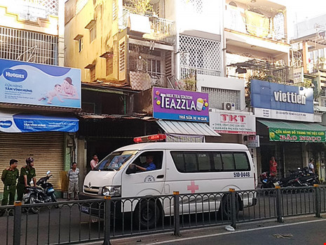 Thi thể nạn nhân được đưa về nhà xác để phục vụ công tác điều tra