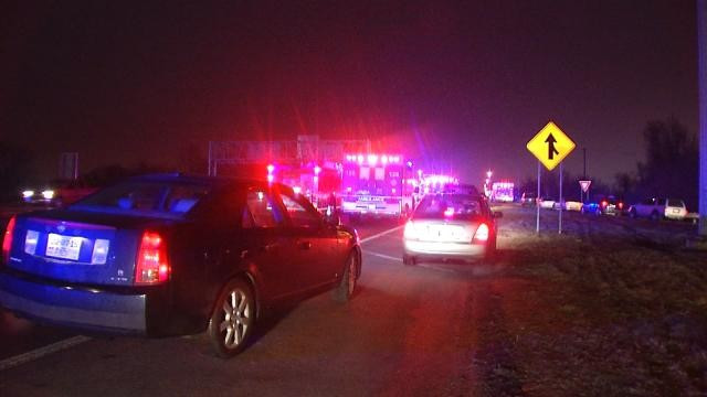 Xe cảnh sát tới hiện trường vụ cướp vàng ở North Carolina. Ảnh: USA Today.