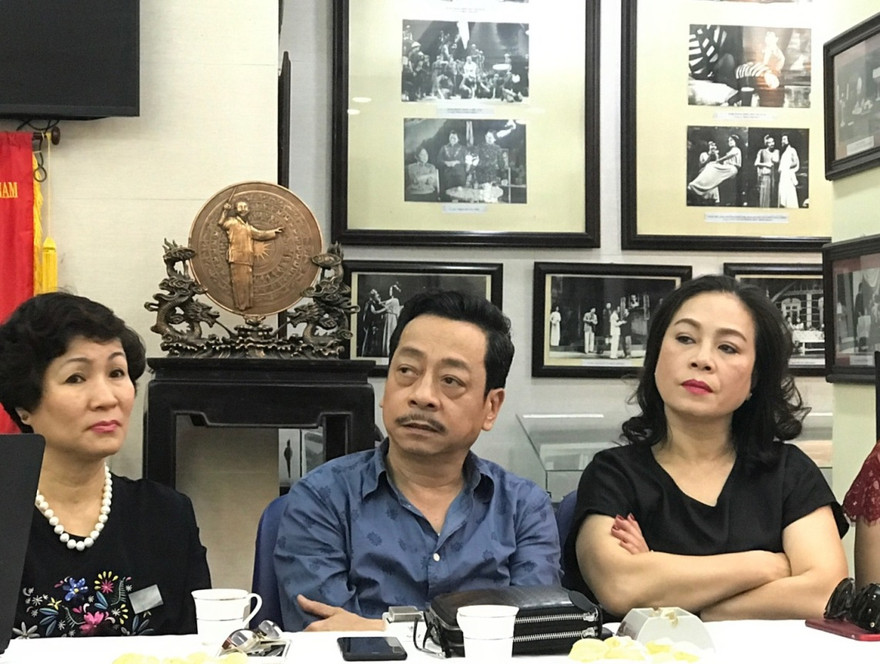 NSND Hoàng Dũng dựng "Người tốt nhà số 5" cho Nhà hát Kịch Việt Nam