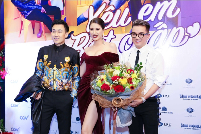 Dương Triệu Vũ bay ra Hà Nội ủng hộ Mr. Đàm và "Yêu em bất chấp"