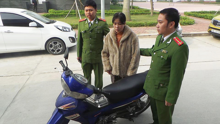 Hung thủ bắt cóc bé 3 tuổi bên chiếc xe dùng gây án