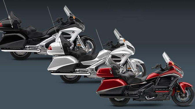 Gold Wing 40th Anniversary Edition được mệnh danh là "ông vua đường trường" của hãng Honda, ra đời để kỷ niệm 66 năm hoạt động của hãng. Phiên bản 2015 được nâng cấp về màu sắc và trang bị.