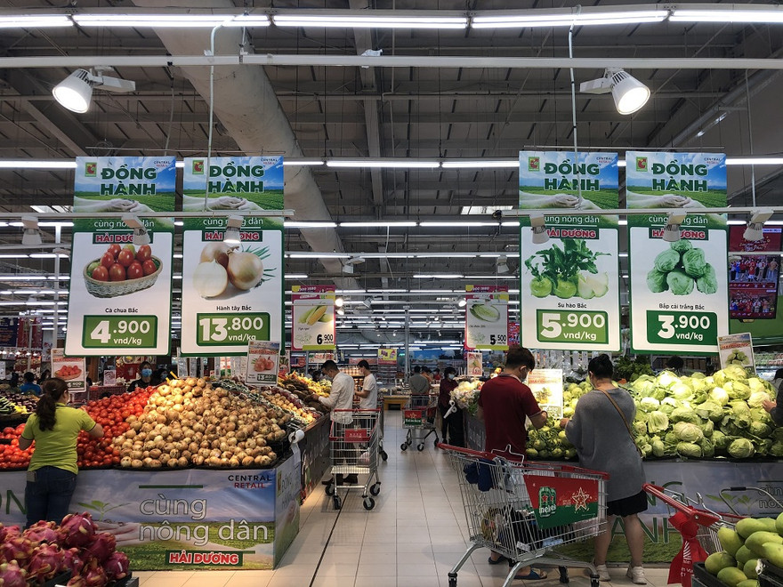Gian hàng "giải cứu" nông sản Hài Dương tại siêu thị BigC