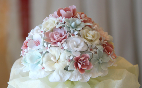 Một trong những tác phẩm hoa sứ