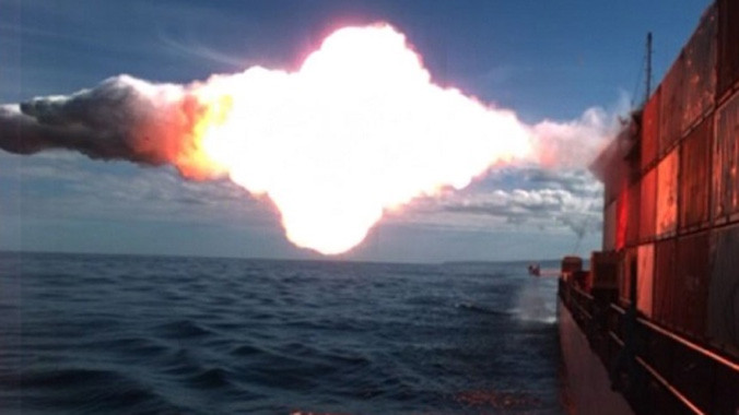 Tên lửa Tomahawk bắn trúng mục tiêu di động.