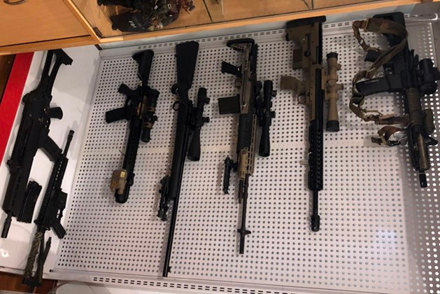 "Kho súng" tại nơi ở của Anh Tuấn