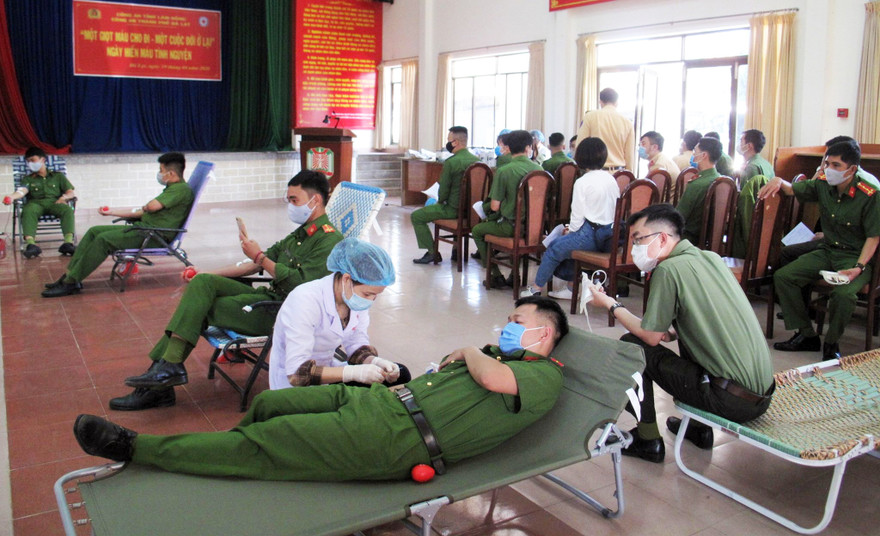  Công an Đà Lạt khởi động “Hành trình giọt máu nghĩa tình” tại Lâm Đồng
