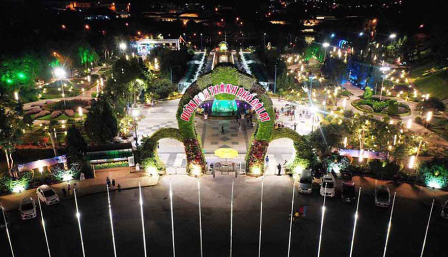 Hội ho xuân 2021 được tổ chức tại Vườn hoa Đà Lạt