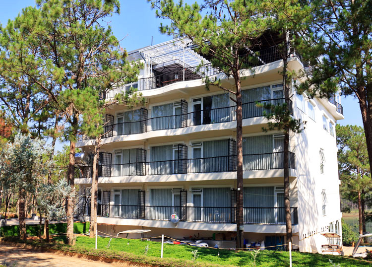 Tòa nhà sắp bị tháo dỡ