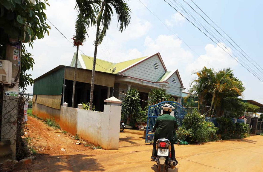 Gửi mẫu giám định tìm nguyên nhân tử vong của bé gái ở nhà trẻ “chui”