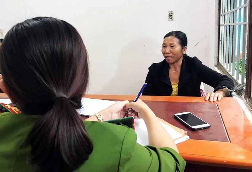 Nghiêm Thị Nhi tại cơ quan điều tra