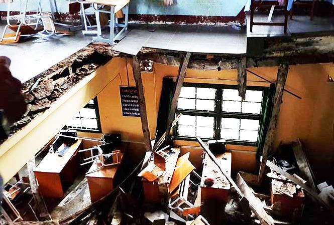 Hiện trường vụ sập sàn phòng học