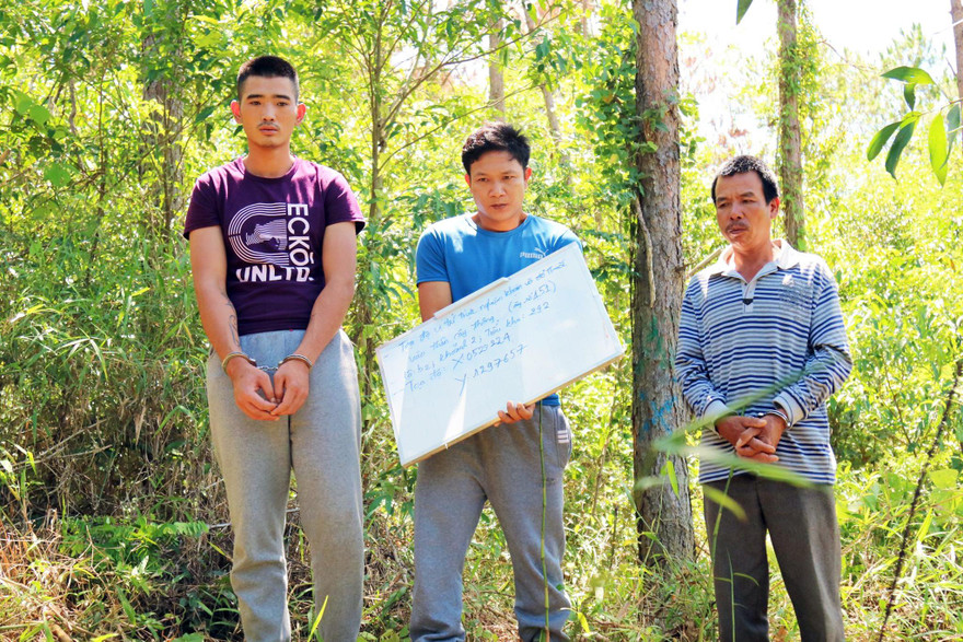 3 đối tượng trực tiếp đầu độc rửng ở tiểu khu 292