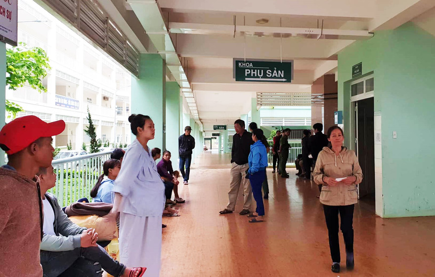 Khoa Sản, noi sản phụ Hiền vào sinh con