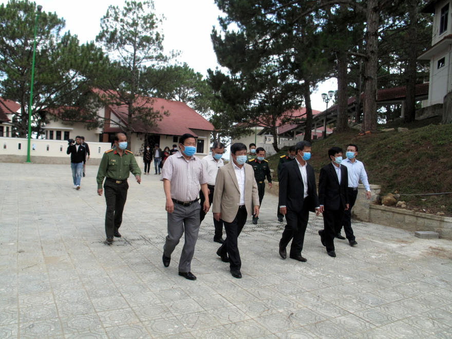 Kiểm tra điều kiện cách ly tại Trung tâm Điều dưỡng Người có công.