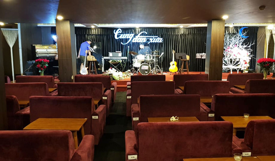 Phòng trà Cung đàn xưa