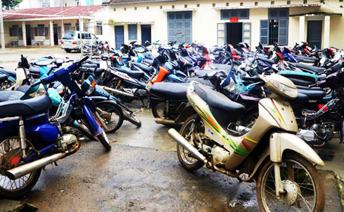 Số xe máy bị giữ tại tiệm cầm đồ không phép